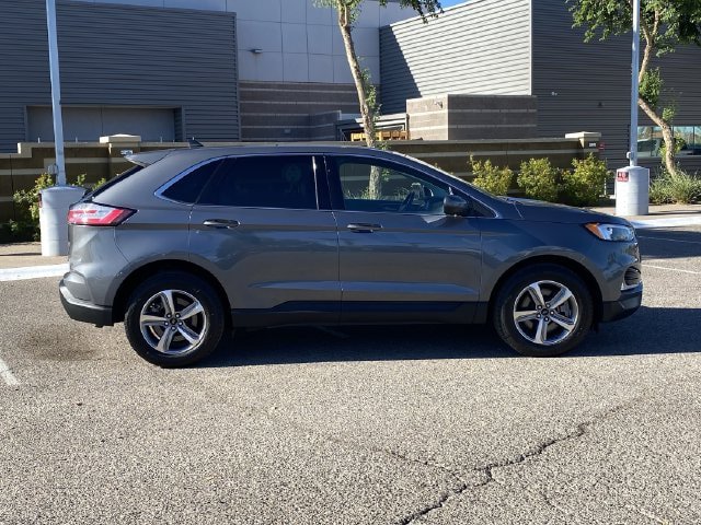 Certified 2024 Ford Edge SEL w/ Convenience Package AWD/4WD image 9
