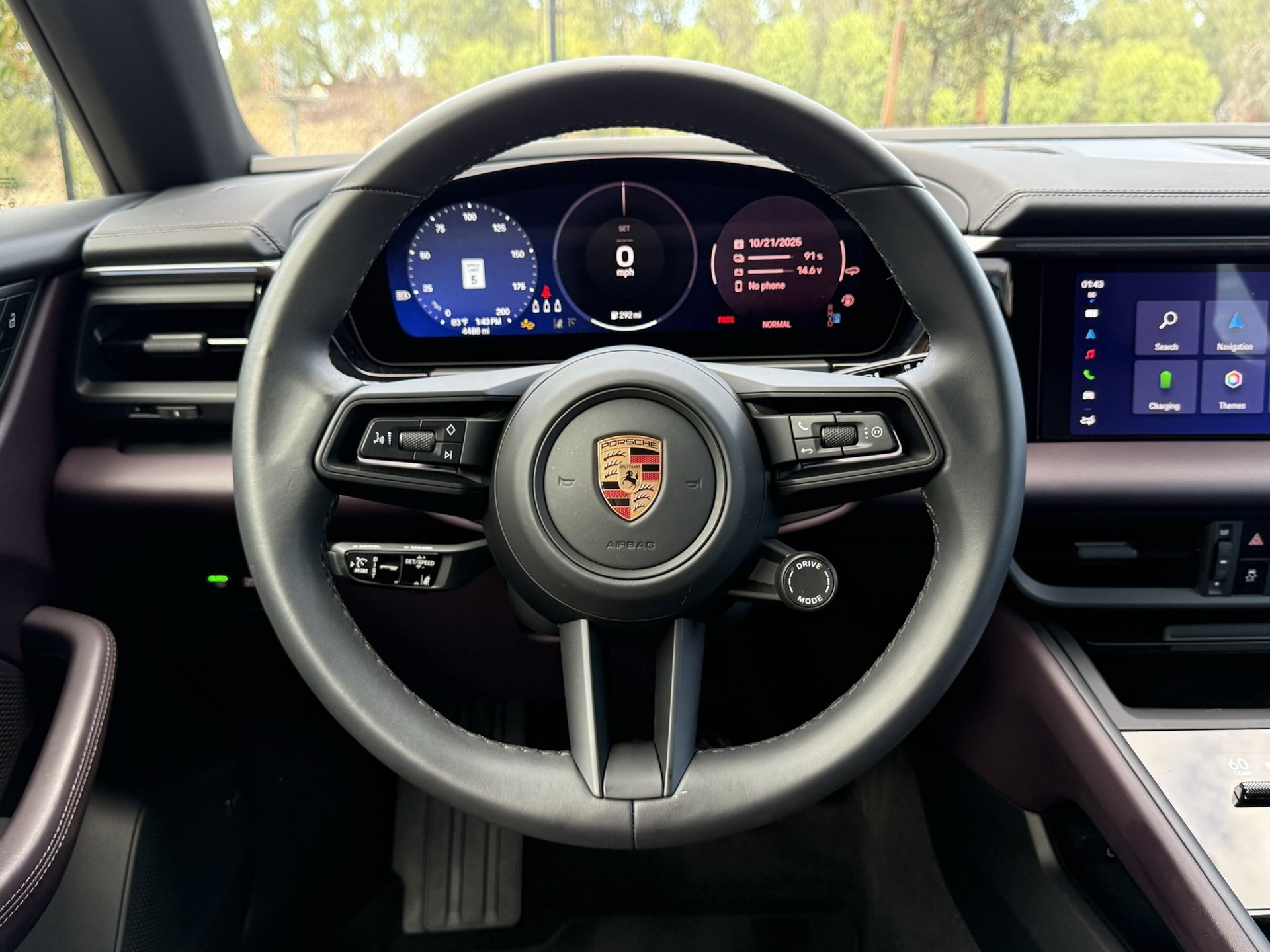 Used 2025 Porsche Macan Electric image 15