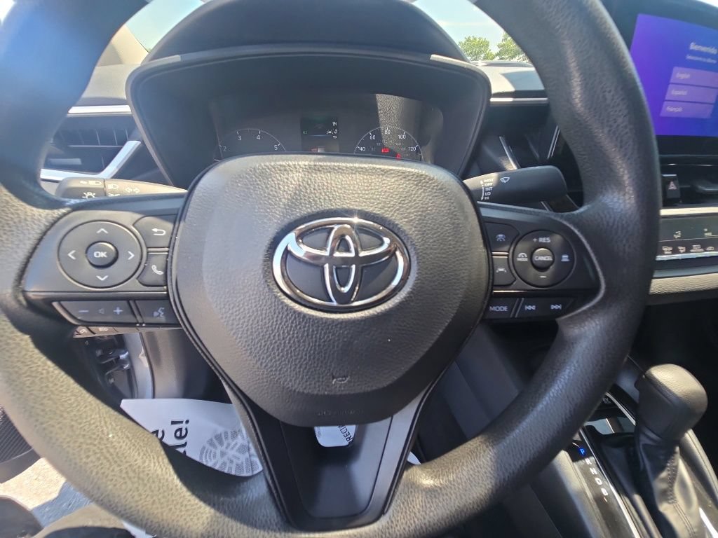 Used 2024 Toyota Corolla LE w/ LE Convenience Package FWD image 15