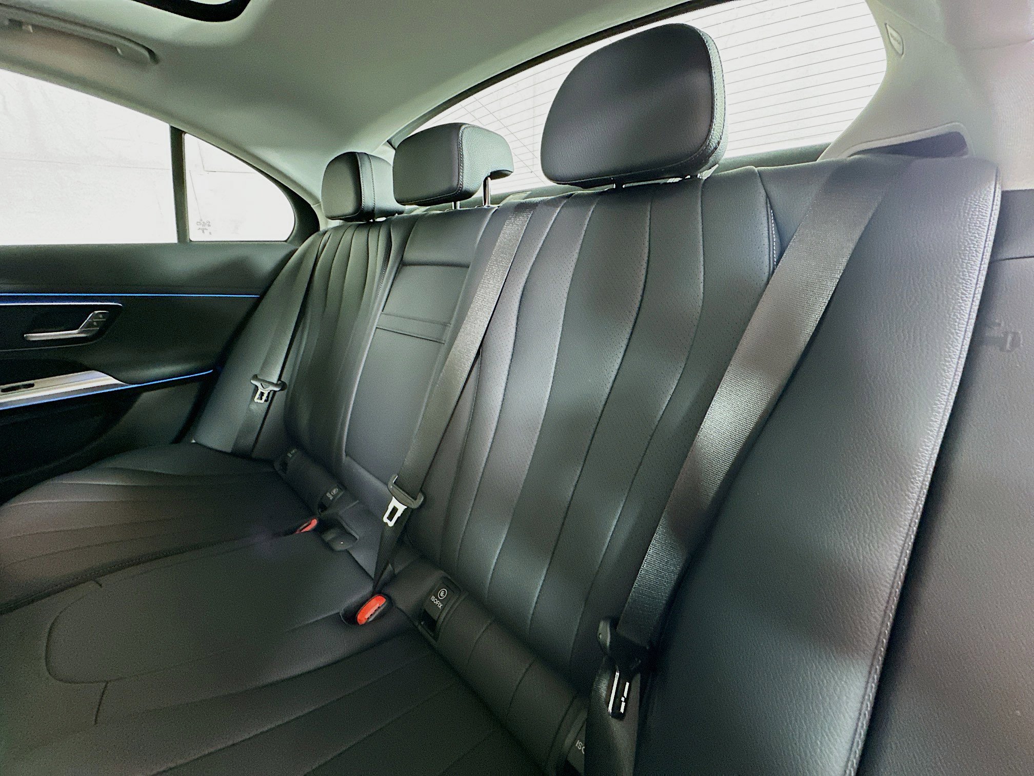 New 2025 Mercedes-Benz E 450 4MATIC Sedan image 24