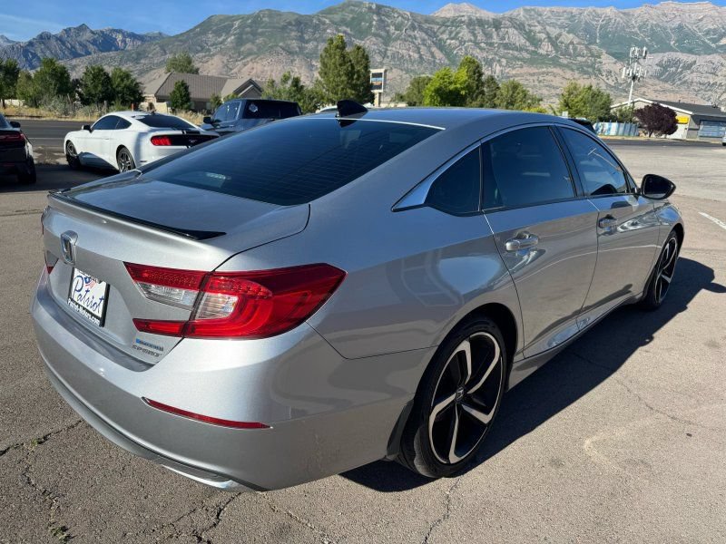 Used 2022 Honda Accord Sport image 5