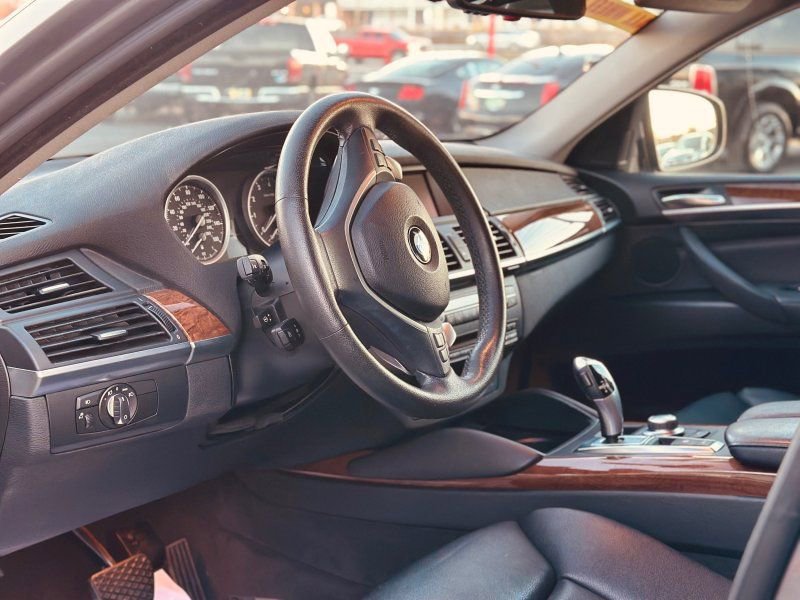 Used 2008 BMW X6 xDrive35i image 9