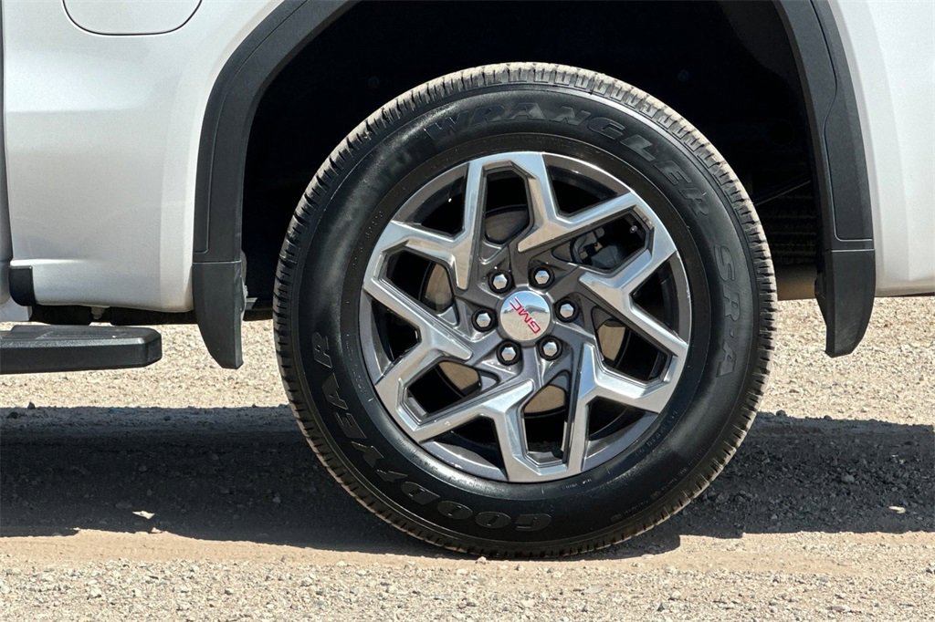 Used 2023 GMC Sierra 1500 SLT w/ SLT Premium Package image 28