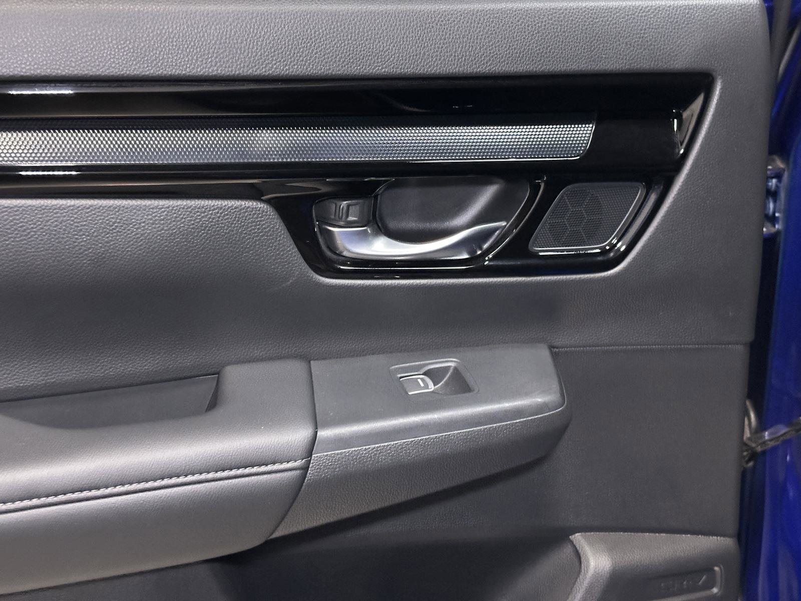 Used 2024 Honda CR-V EX-L image 30