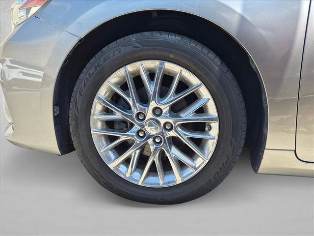 Used 2018 Lexus ES 350 w/ Navigation System Package FWD image 16