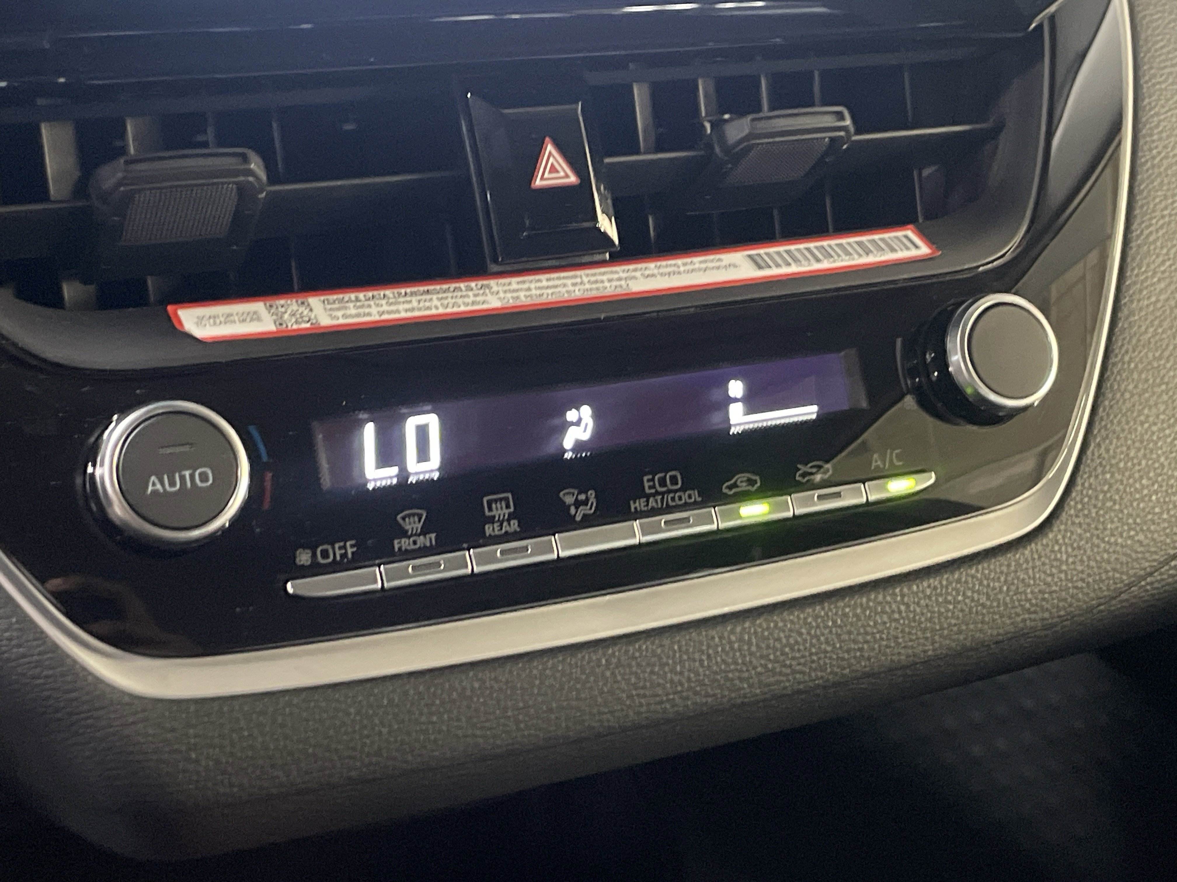 Used 2025 Toyota Corolla LE image 24