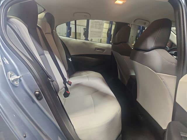 Used 2022 Toyota Corolla LE image 24