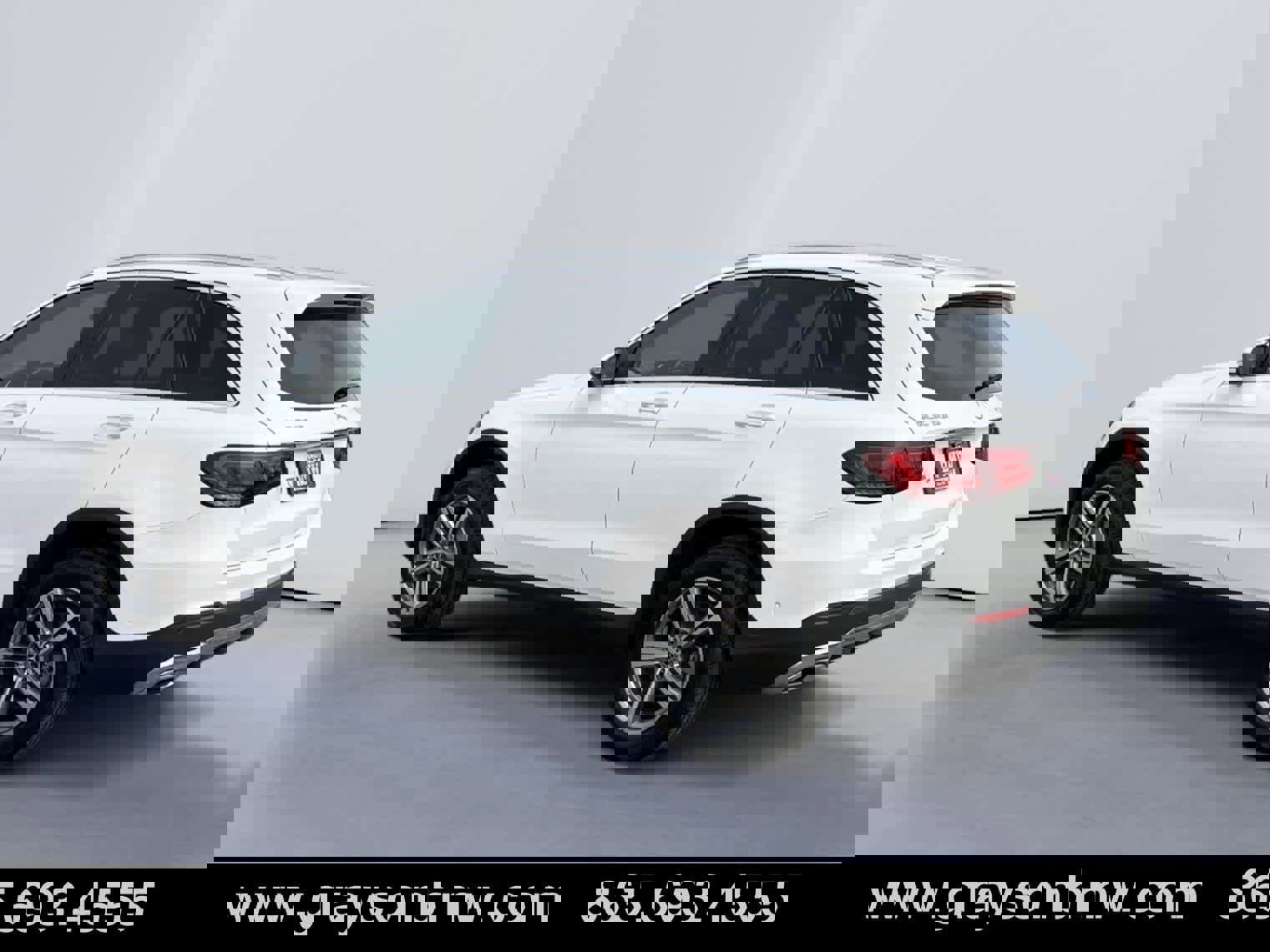 Used 2022 Mercedes-Benz GLC 300 4MATIC w/ Multimedia Package Lite image 5