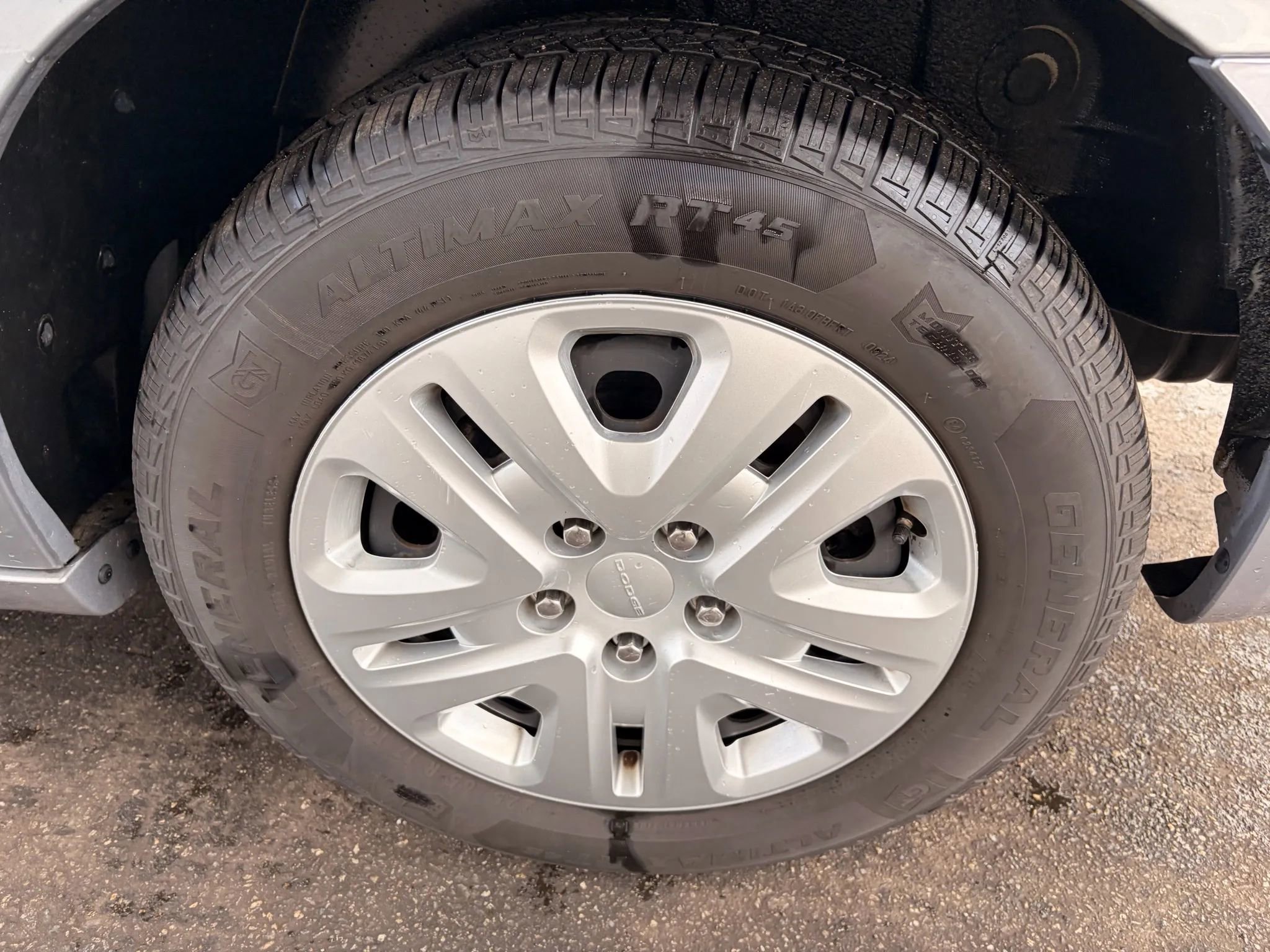 Used 2019 Dodge Grand Caravan SE image 41