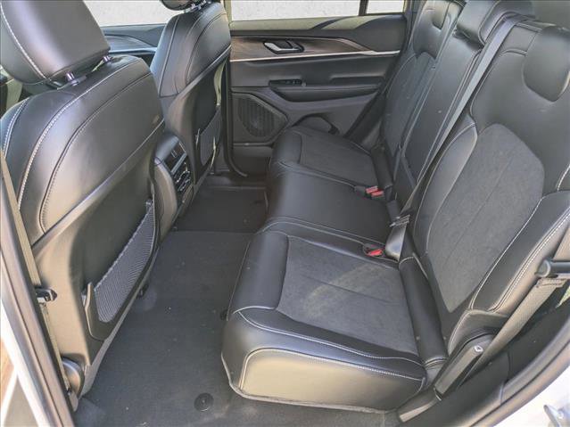 New 2026 Jeep Grand Cherokee Altitude AWD/4WD image 15