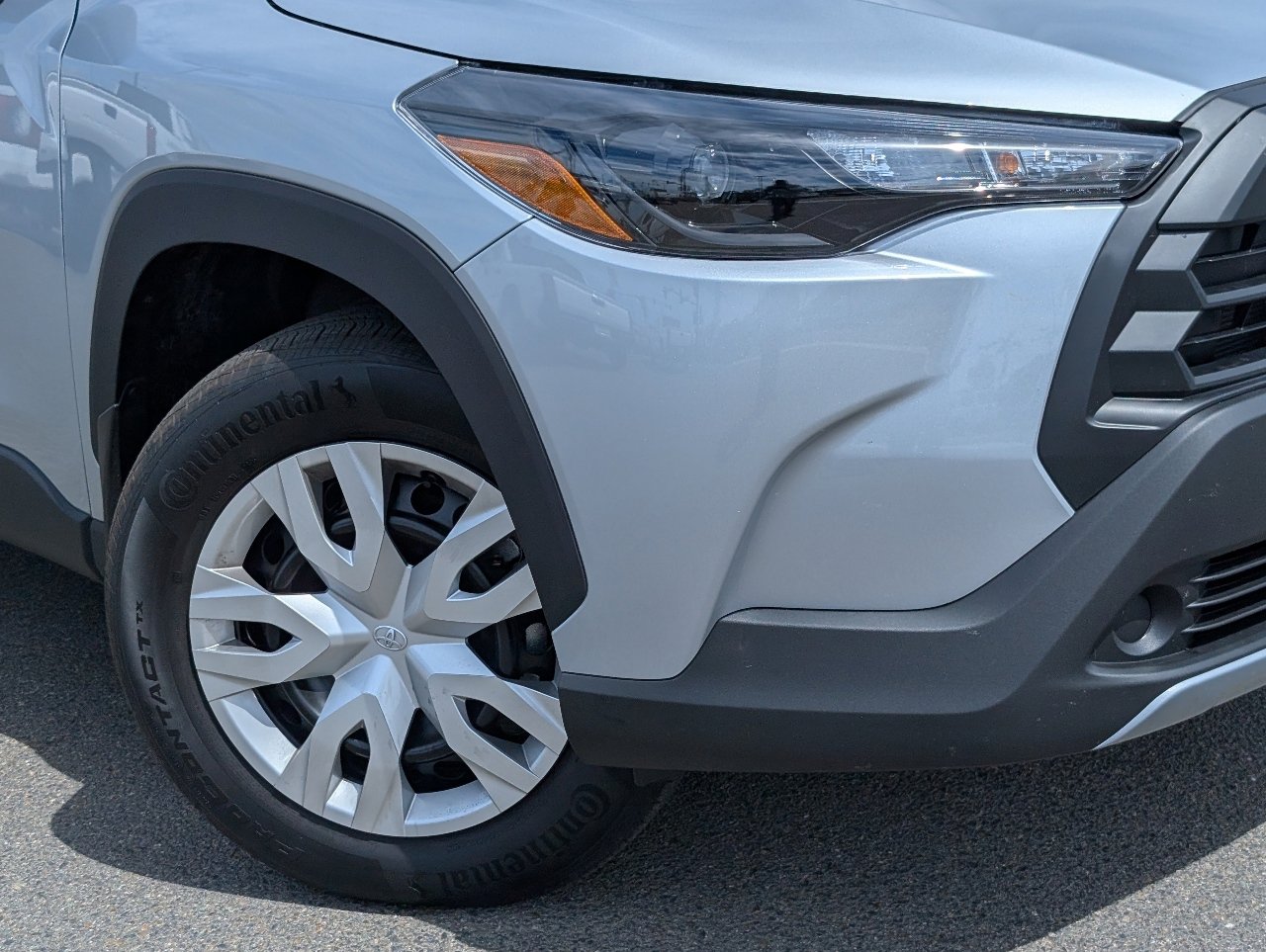 Used 2026 Toyota Corolla Cross L image 10