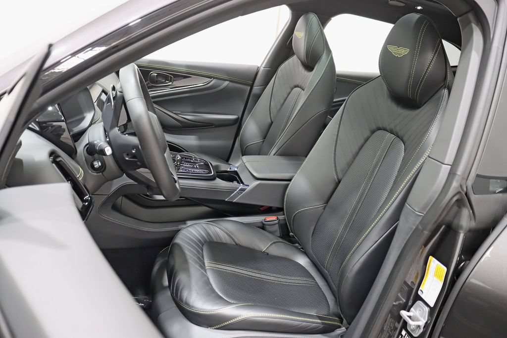 Used 2025 Aston Martin DBX 707 AWD/4WD image 38