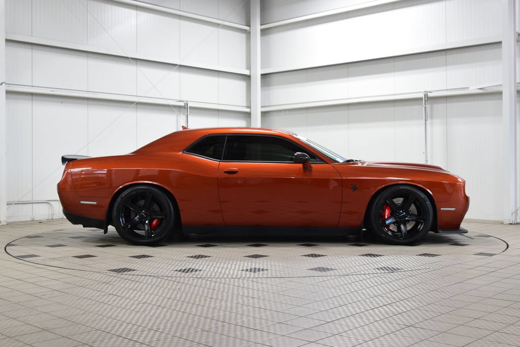 Used 2022 Dodge Challenger SRT Hellcat w/ Plus Package RWD image 9