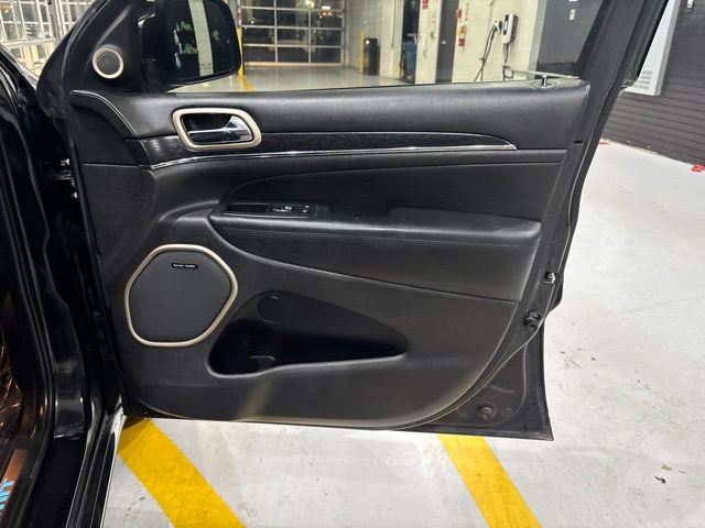 Used 2015 Jeep Grand Cherokee Summit AWD/4WD image 41