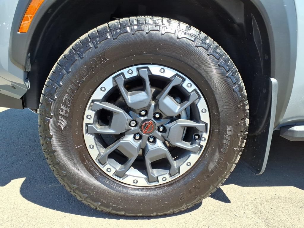 Used 2025 Nissan Frontier PRO-4X w/ Tow Package AWD/4WD image 25
