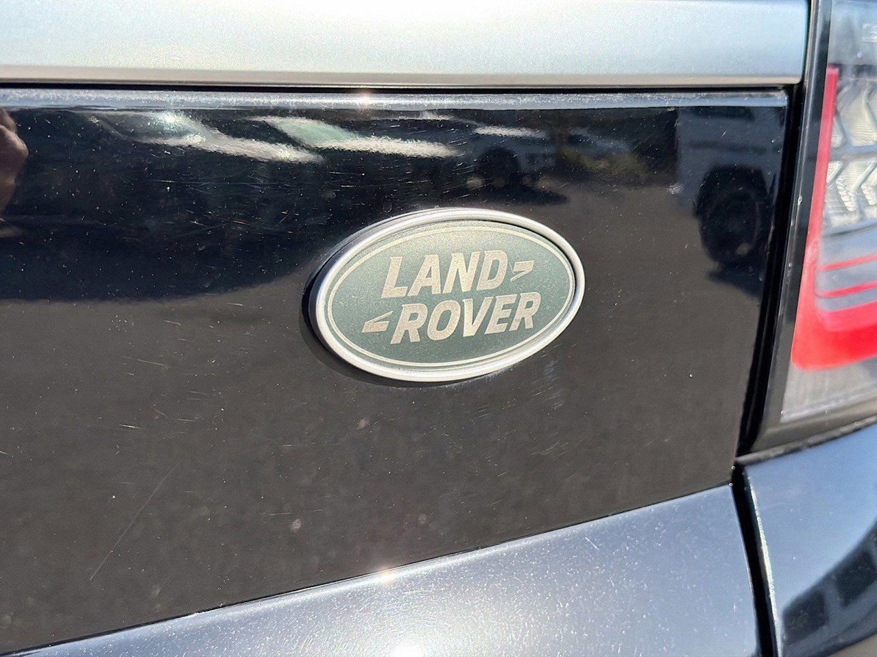 Used 2020 Land Rover Range Rover Sport HSE image 46
