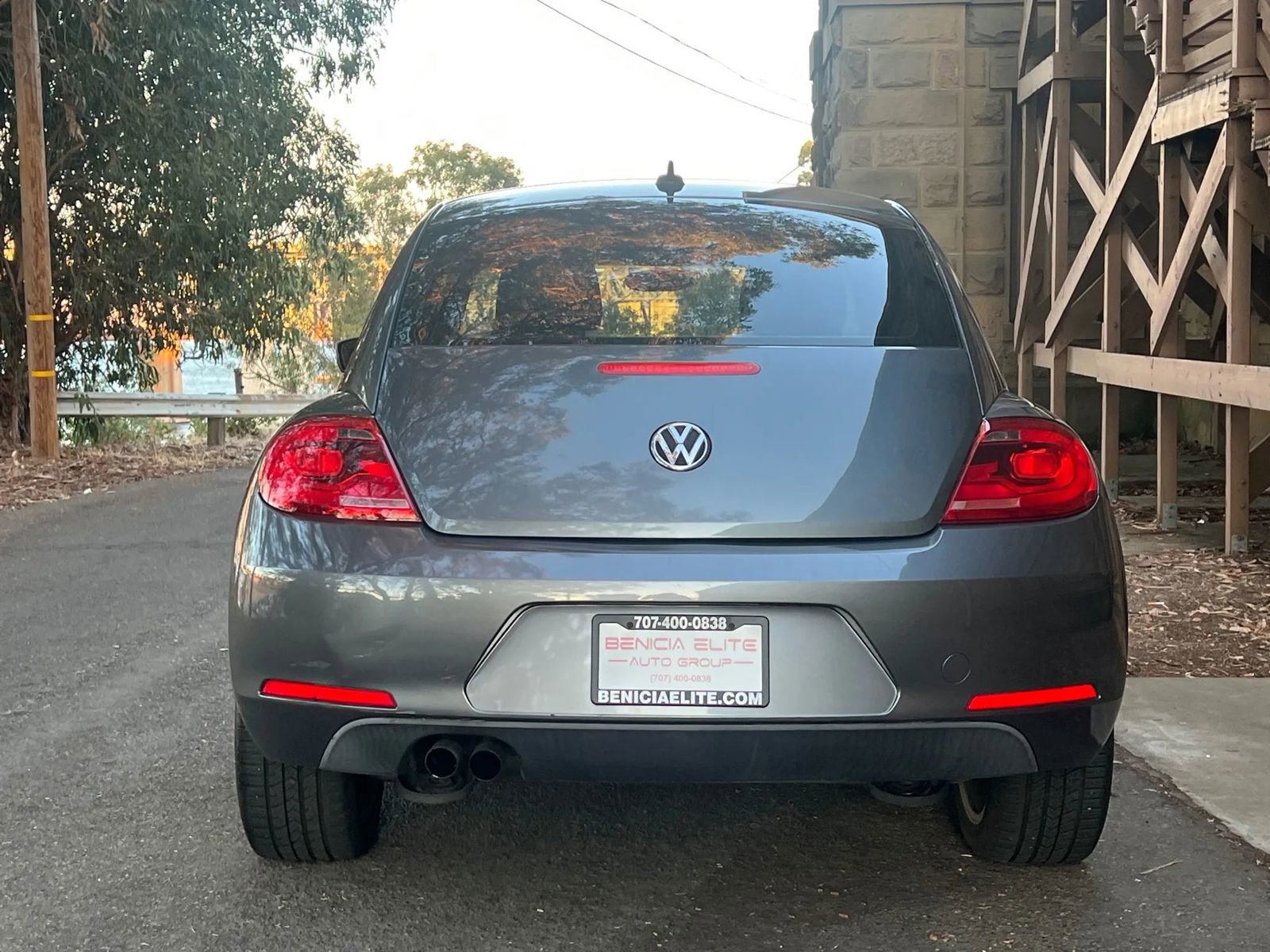 Used 2012 Volkswagen Beetle 2.5 image 24