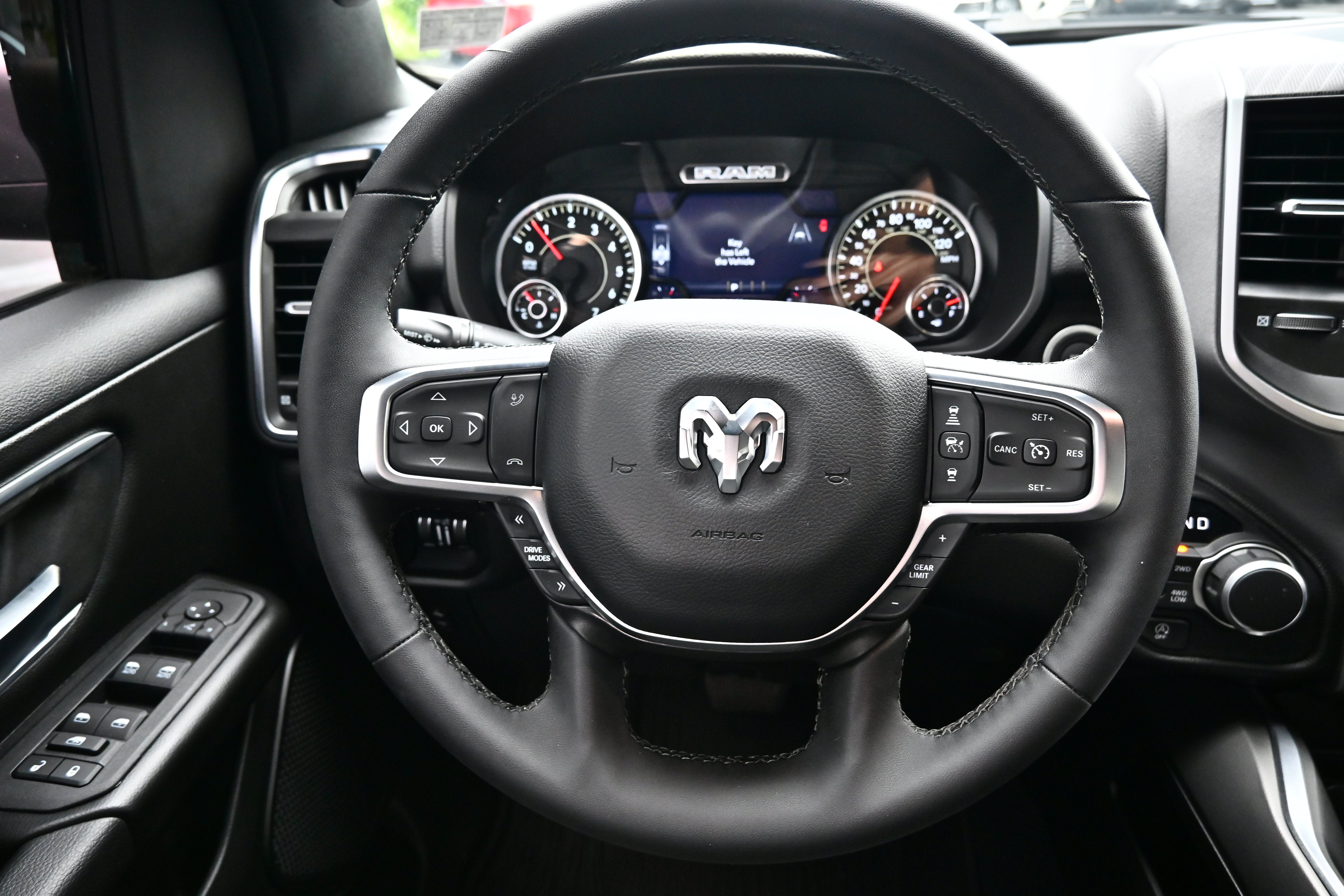 Used 2025 RAM 1500 Big Horn AWD/4WD image 20