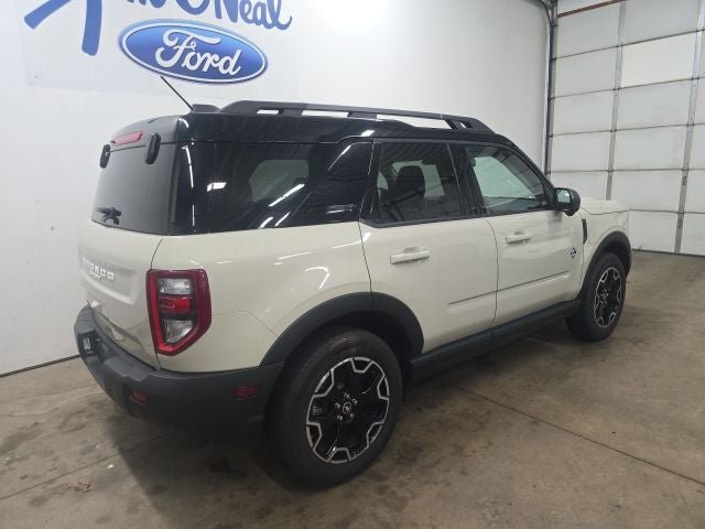 Used 2025 Ford Bronco Sport Outer Banks w/ Outer Banks Tech Package+ AWD/4WD image 10
