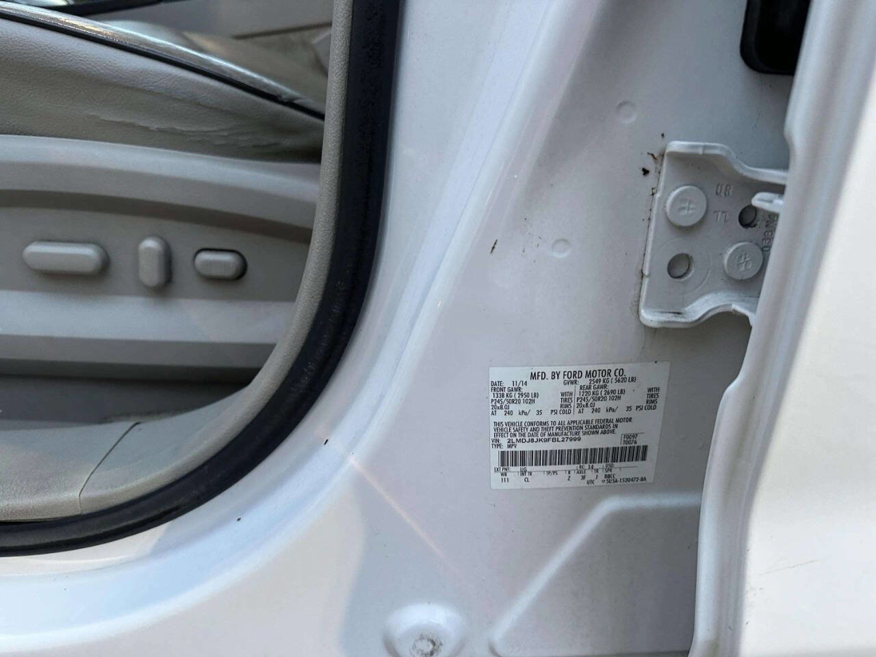 Used 2015 Lincoln MKX AWD w/ Equipment Group 102A image 20