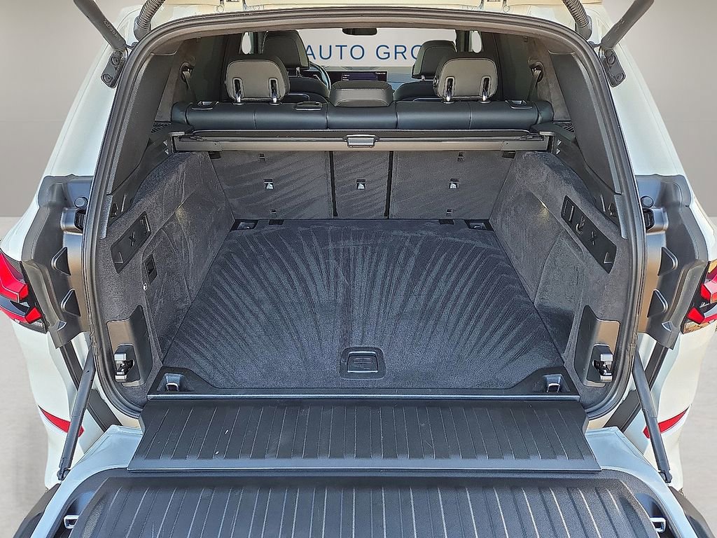 Used 2026 BMW X5 M60i image 14