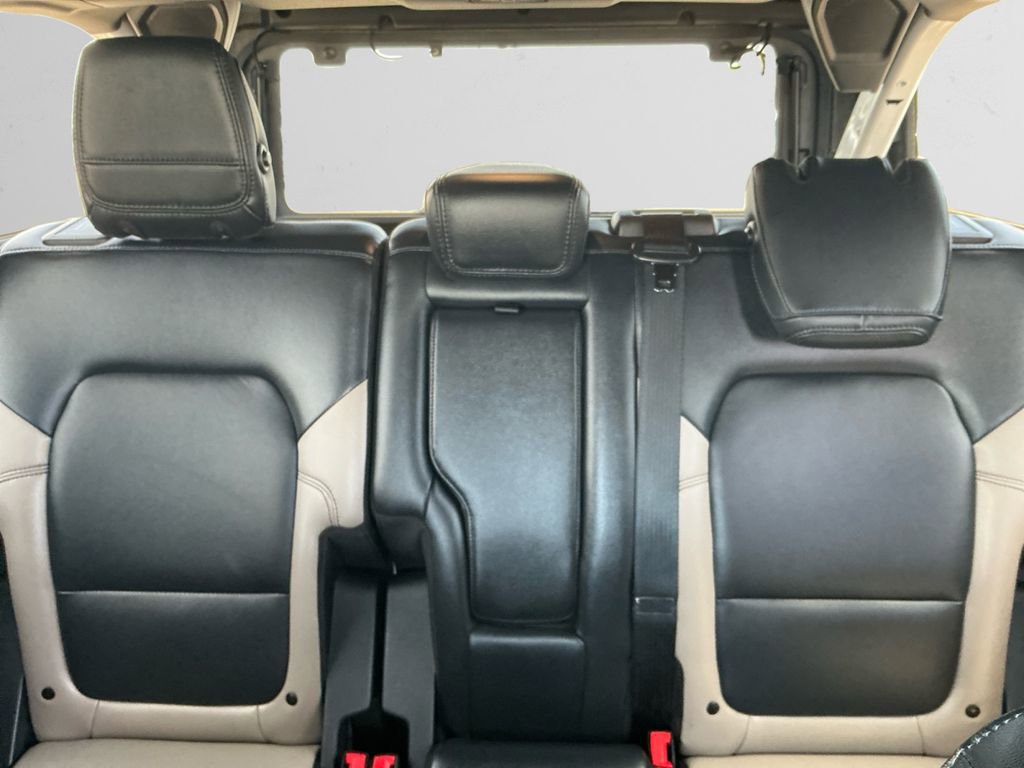 Used 2023 Ford Bronco Wildtrak AWD/4WD image 13