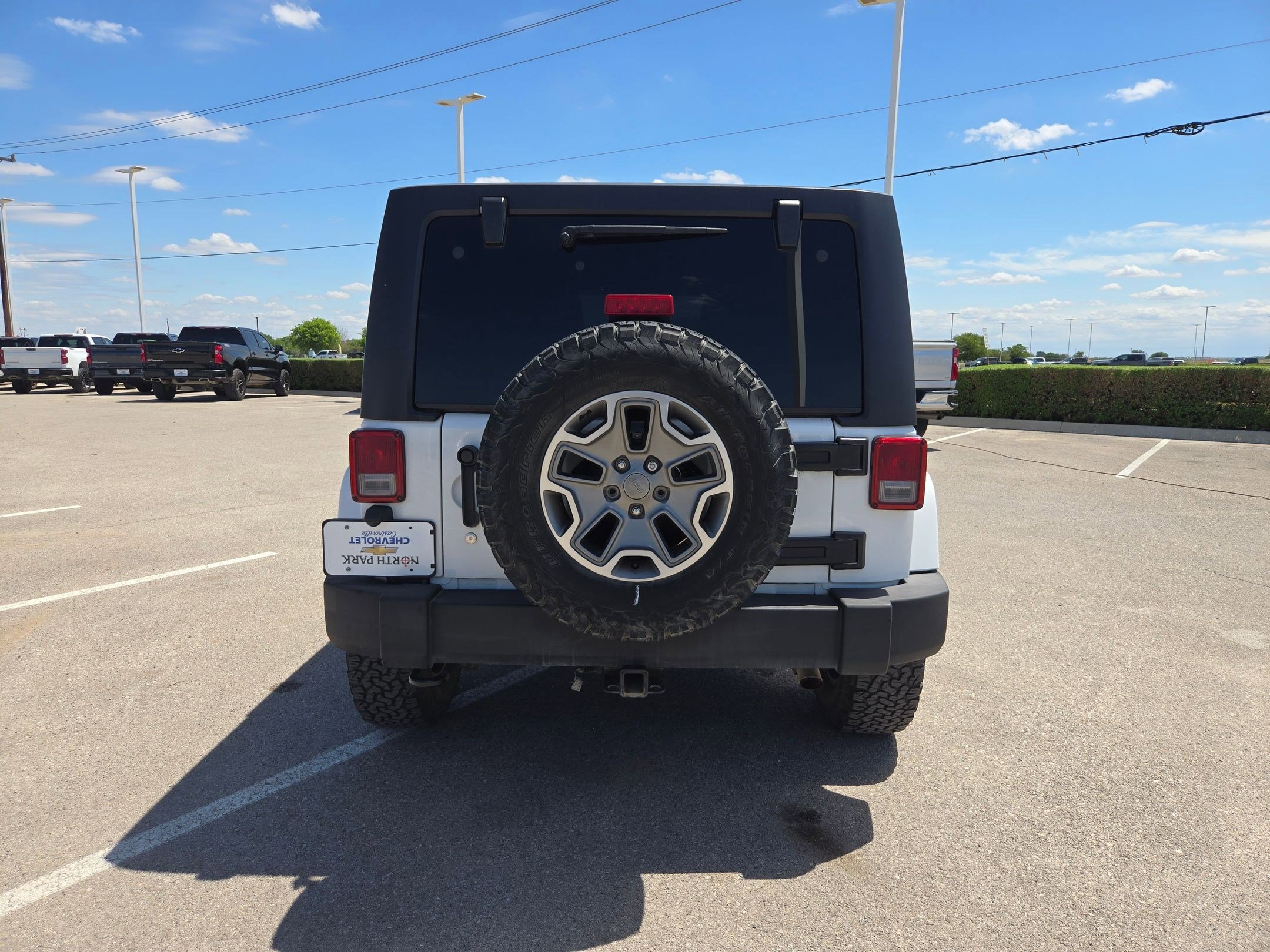 Used 2013 Jeep Wrangler Unlimited Sahara w/ Trailer Tow Group AWD/4WD image 3
