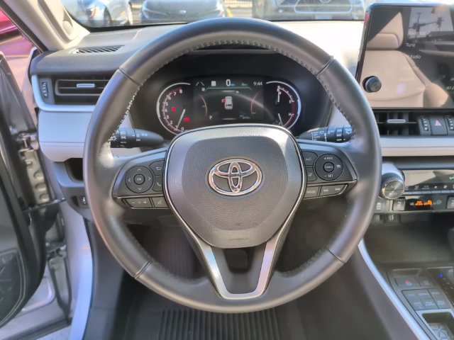 Used 2025 Toyota RAV4 XLE Premium w/ Weather Package AWD/4WD image 15