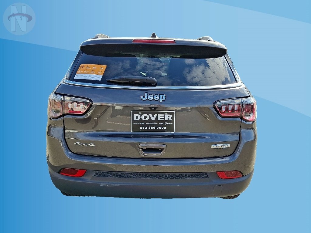 Certified 2022 Jeep Compass Latitude image 22