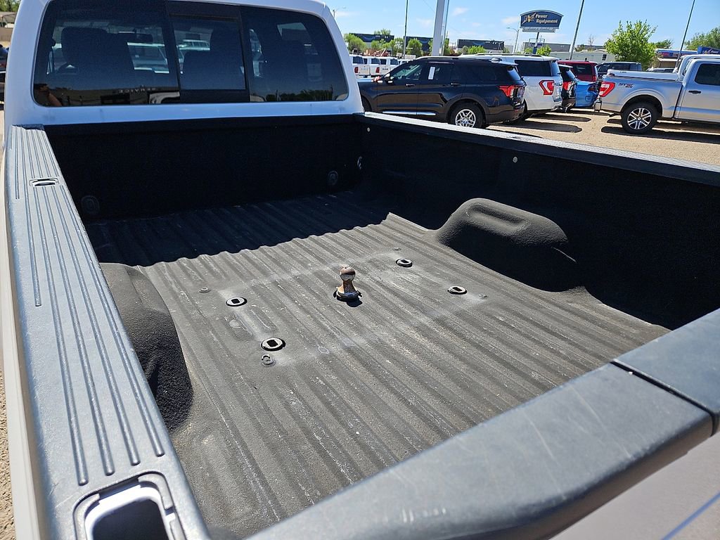 Used 2015 Ford F350 Lariat w/ Lariat Ultimate Package AWD/4WD image 9