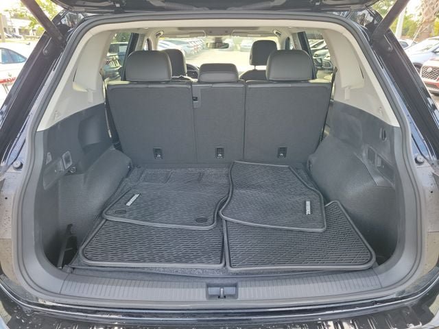 Certified 2024 Volkswagen Tiguan SE AWD/4WD image 8