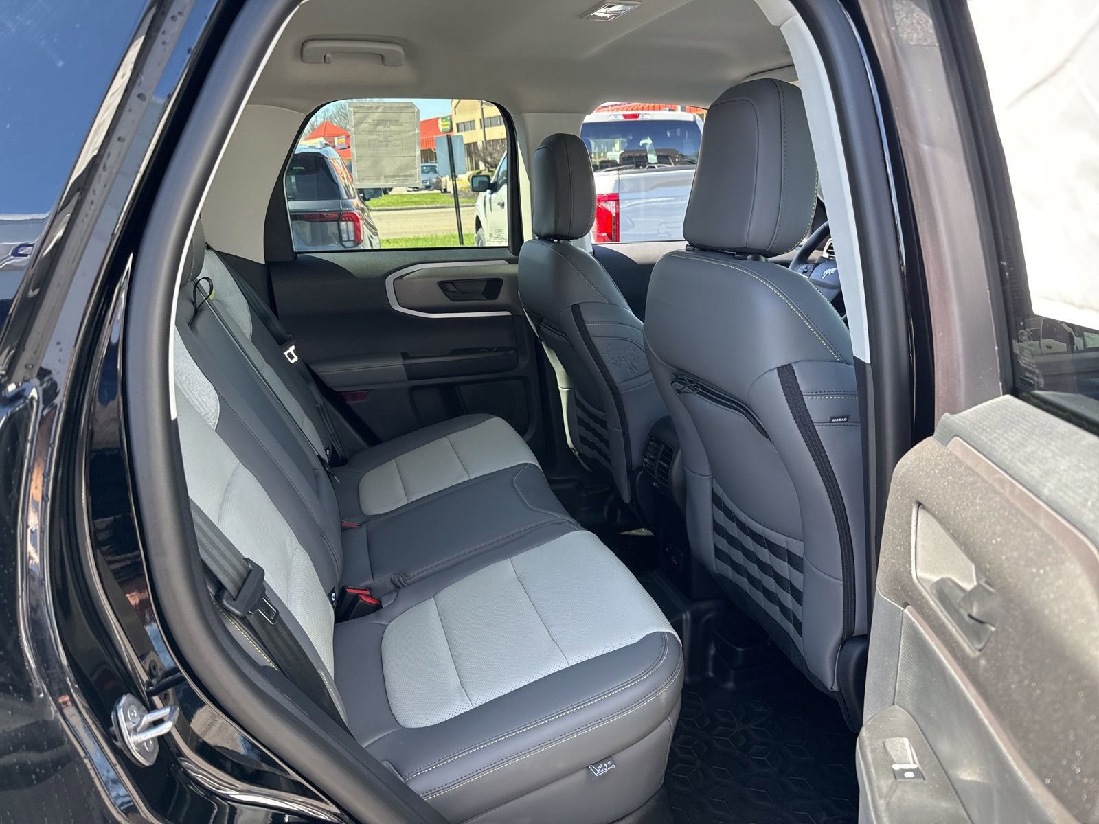 New 2025 Ford Bronco Sport Badlands w/ Sasquatch Badlands Package AWD/4WD image 9