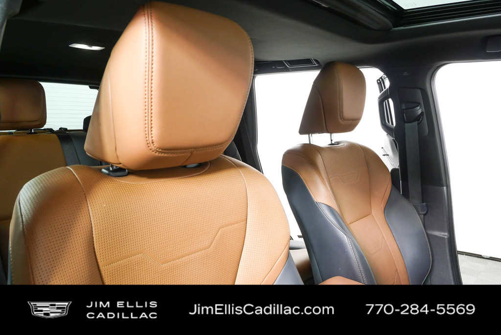 Used 2024 Lexus GX 550 w/ Accessory Package (2T) AWD/4WD image 22