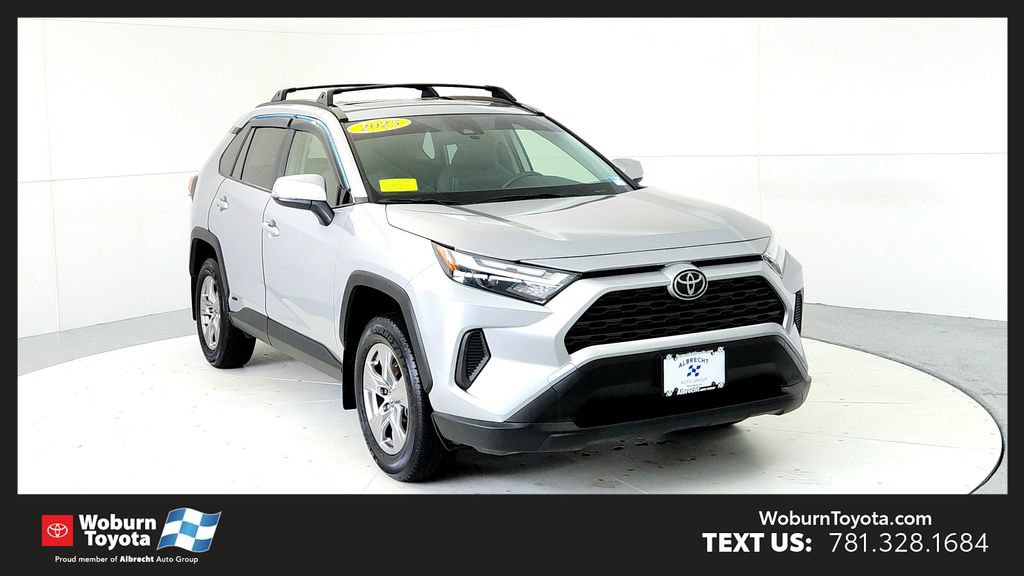 Used 2025 Toyota RAV4 XLE w/ Convenience Package