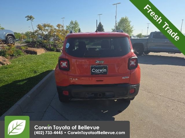 Used 2018 Jeep Renegade Latitude w/ Cold Weather Group AWD/4WD image 7