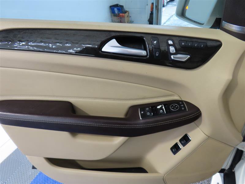 Used 2017 Mercedes-Benz GLS 450 4MATIC w/ Premium Package image 16