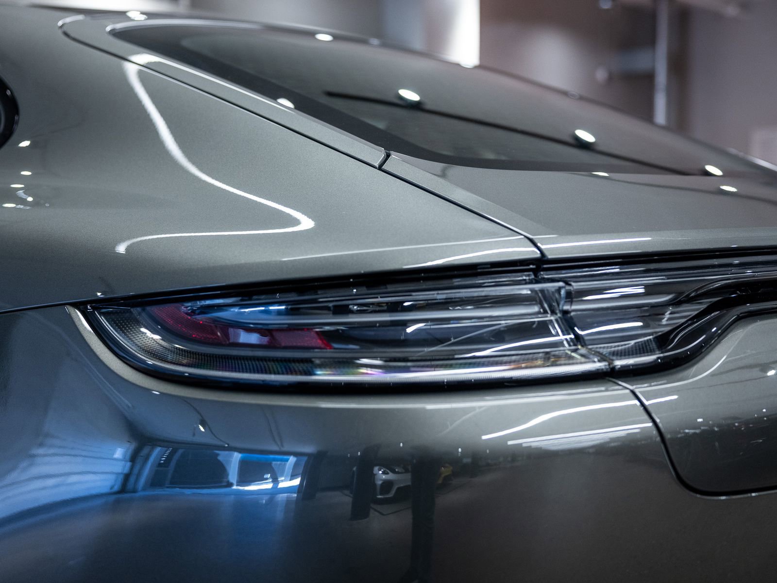 Certified 2023 Porsche Panamera Platinum Edition image 22