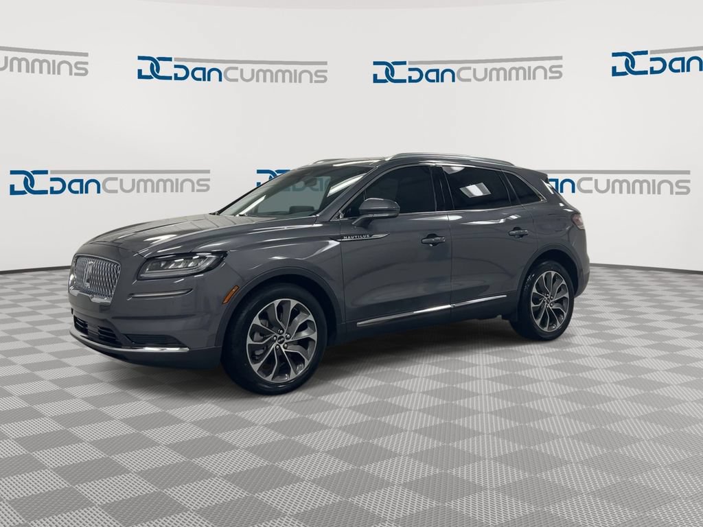 Used 2023 Lincoln Nautilus Reserve AWD/4WD image 4