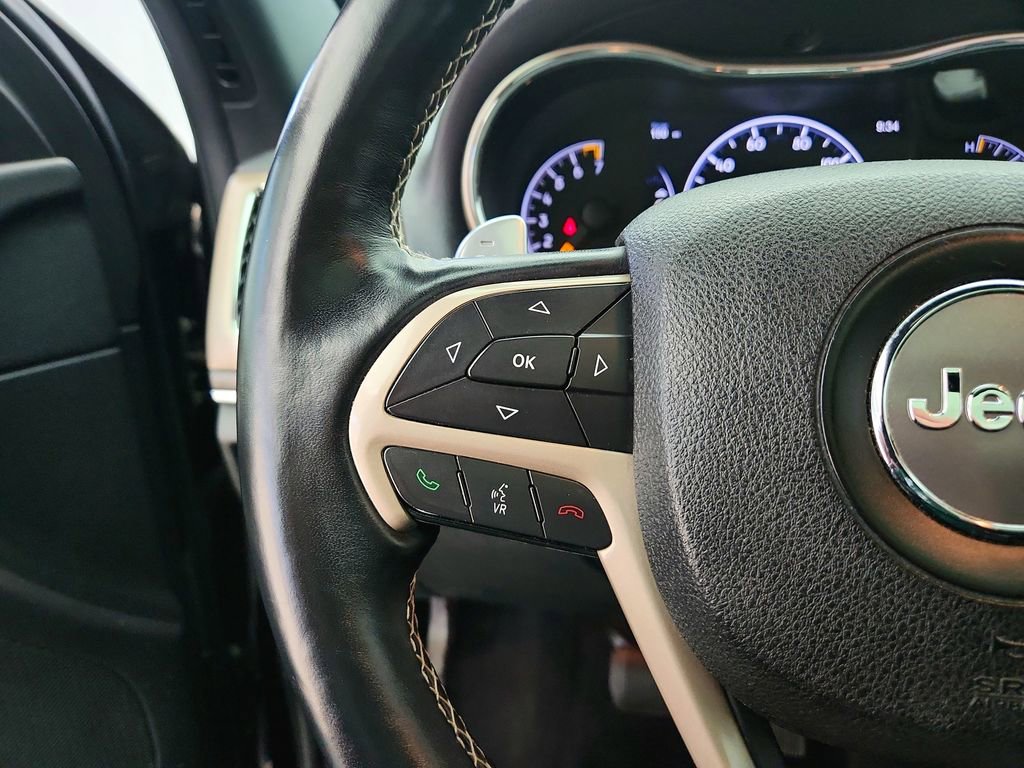 Used 2017 Jeep Grand Cherokee Limited w/ Luxury Group II AWD/4WD image 23