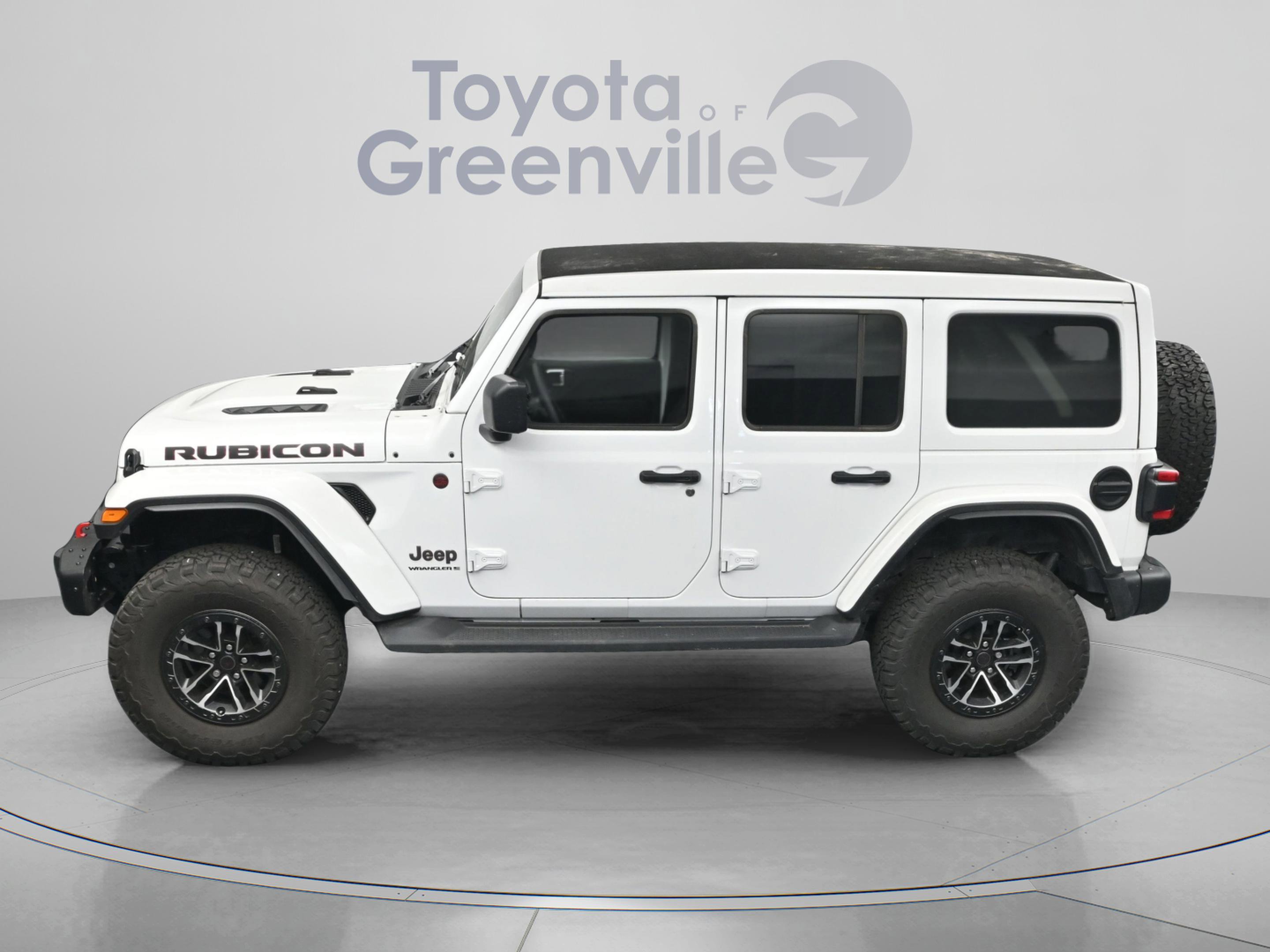 Used 2025 Jeep Wrangler Unlimited Rubicon AWD/4WD image 5