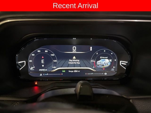 Used 2024 GMC Yukon XL Denali w/ Advanced Technology Package image 14