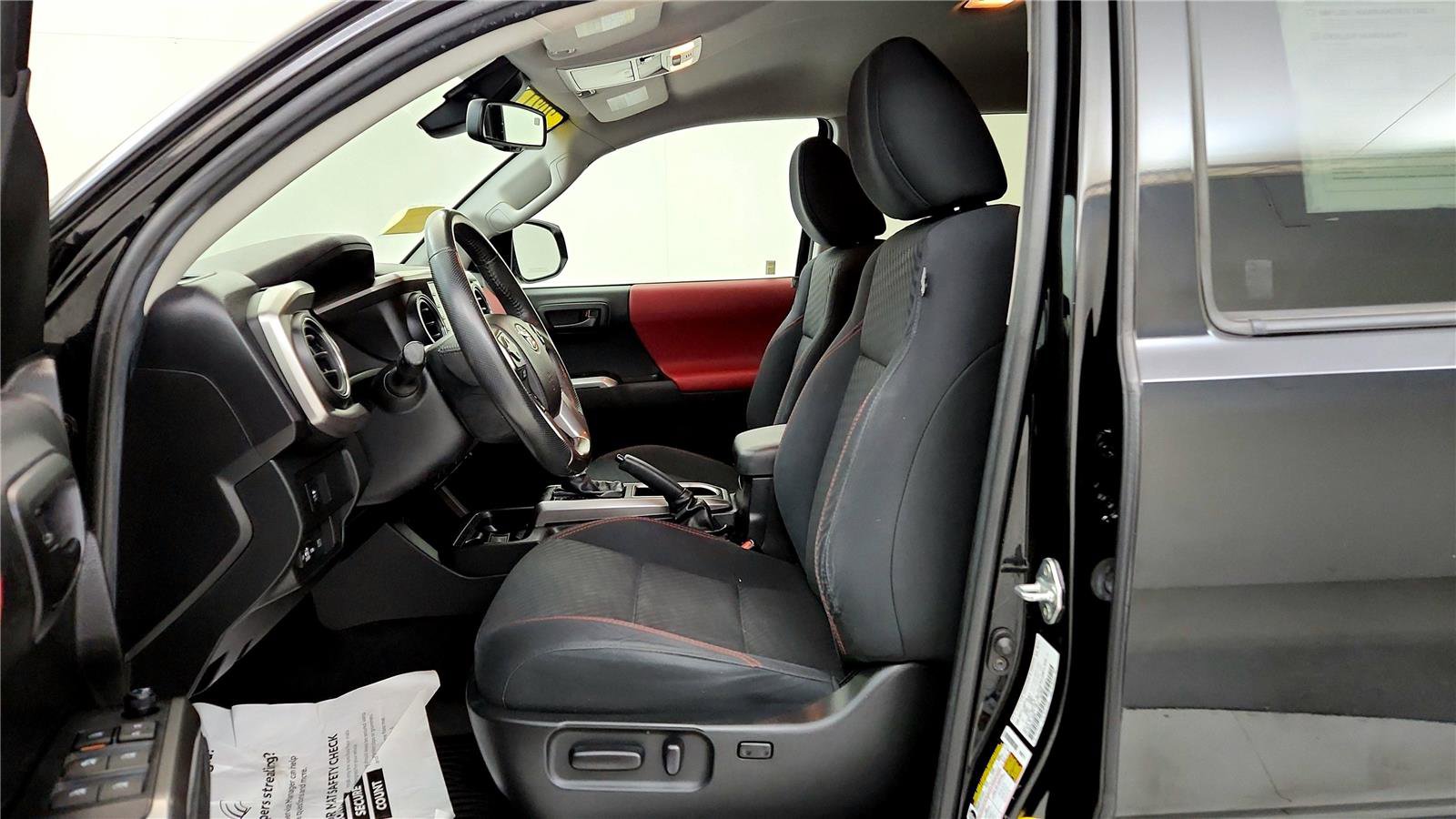 Certified 2021 Toyota Tacoma SR5 image 25