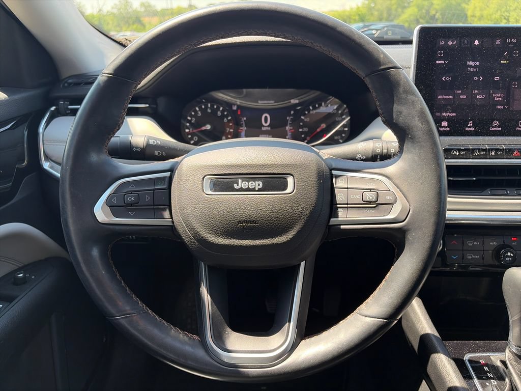 Used 2022 Jeep Compass Limited AWD/4WD image 12
