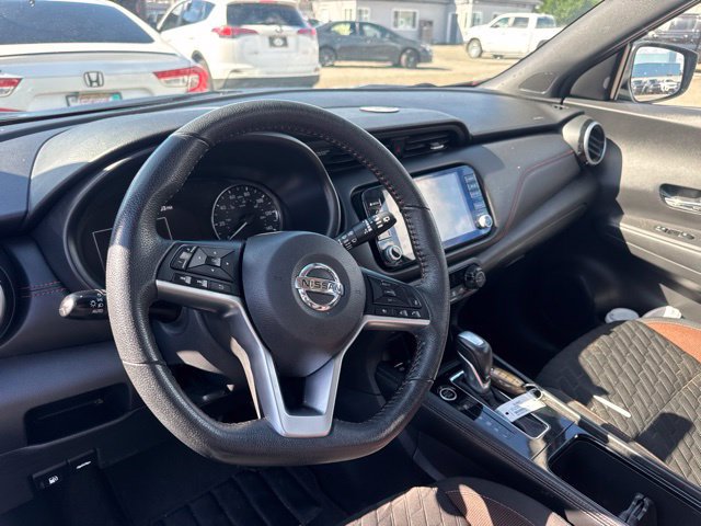 Used 2021 Nissan Kicks SR FWD image 11