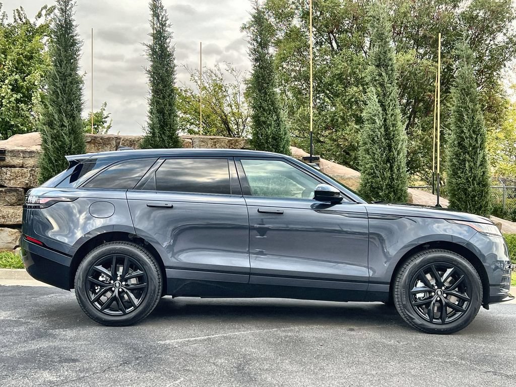 Certified 2025 Land Rover Range Rover Velar Dynamic SE AWD/4WD image 6