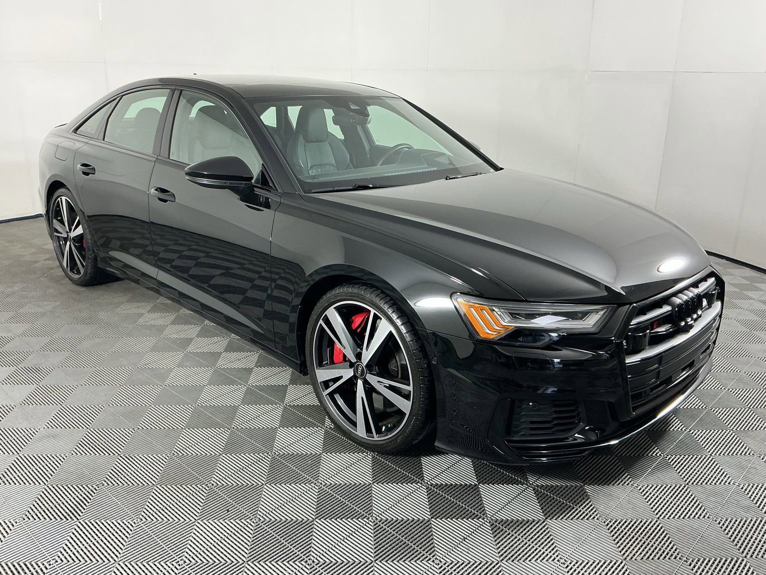 Used 2022 Audi S6 Prestige AWD/4WD image 3