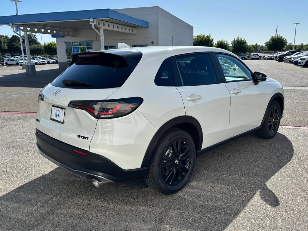 New 2027 Honda HR-V Sport image 5