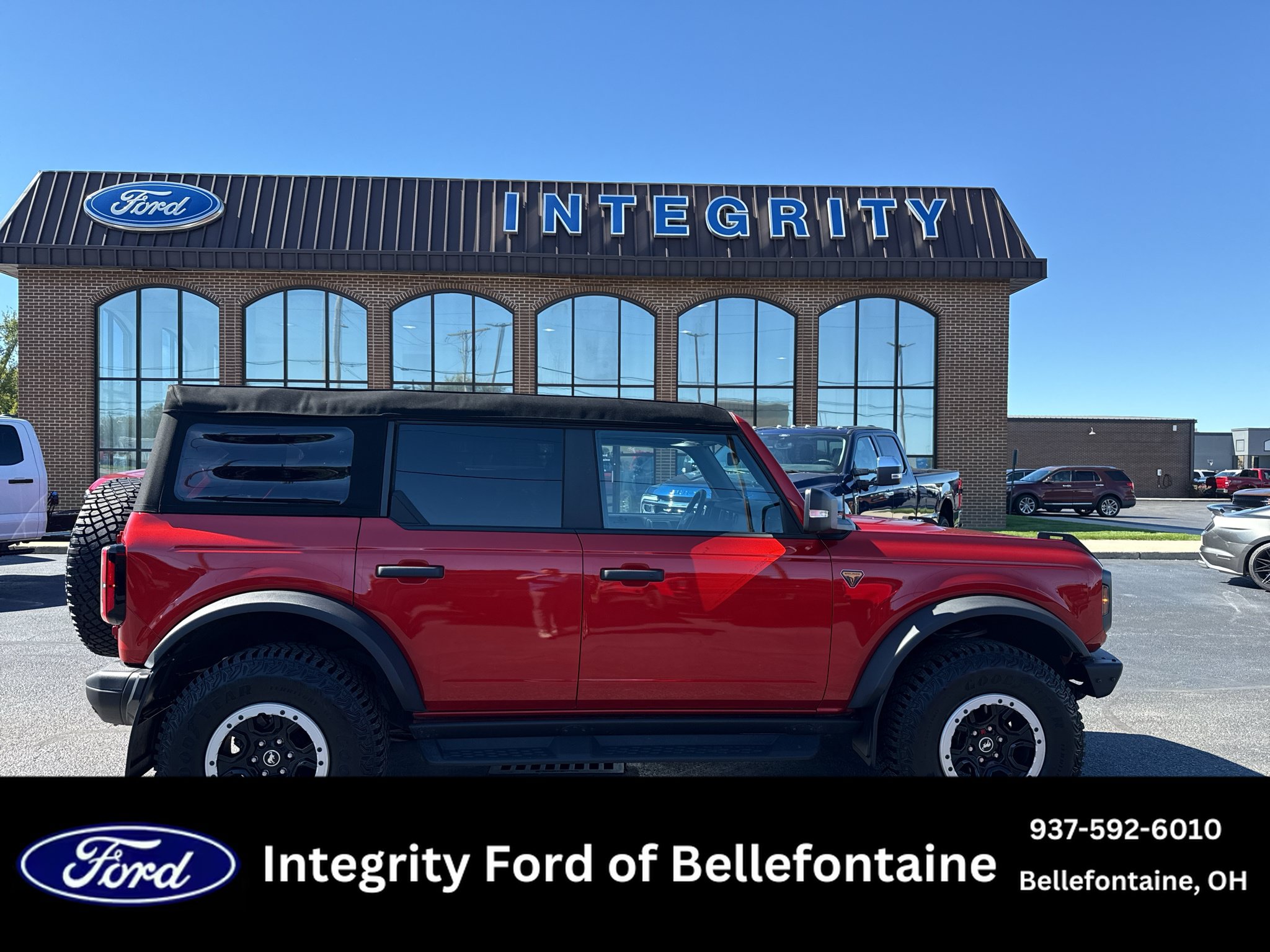 Used 2024 Ford Bronco Badlands AWD/4WD image 1