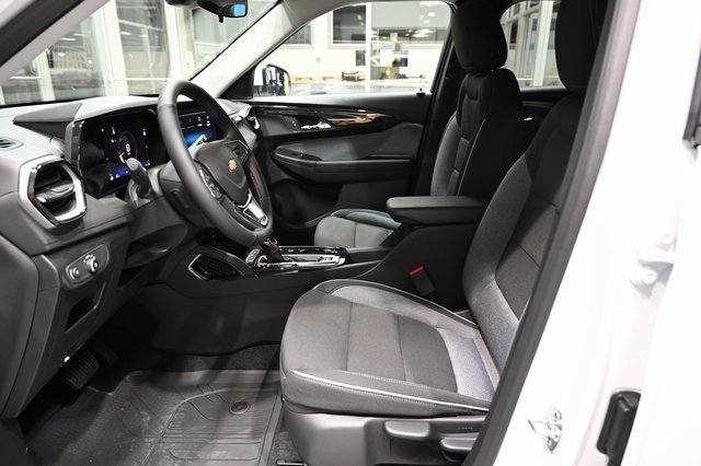 New 2026 Chevrolet TrailBlazer LT image 9