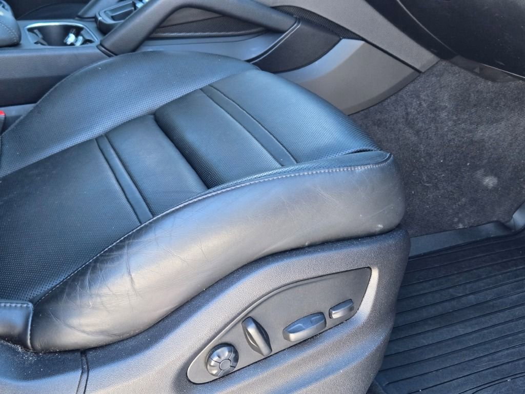 Certified 2022 Porsche Cayenne image 35